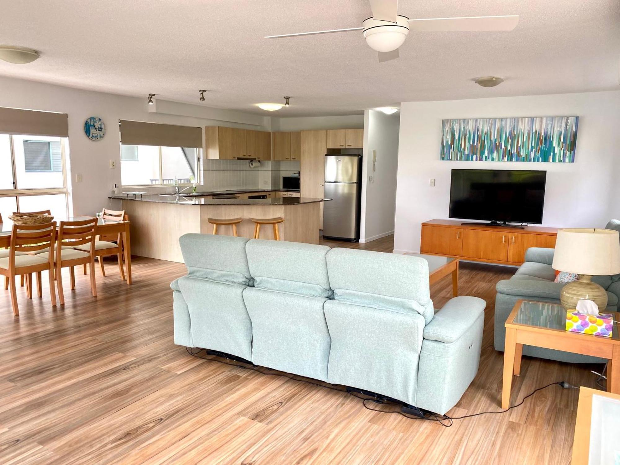 Excellsior Apartments Mooloolaba Room photo